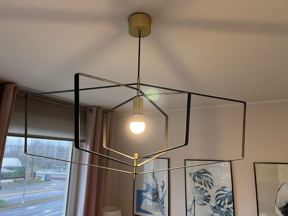 Lampa sufitowa czarno złota ze szklanym kloszem