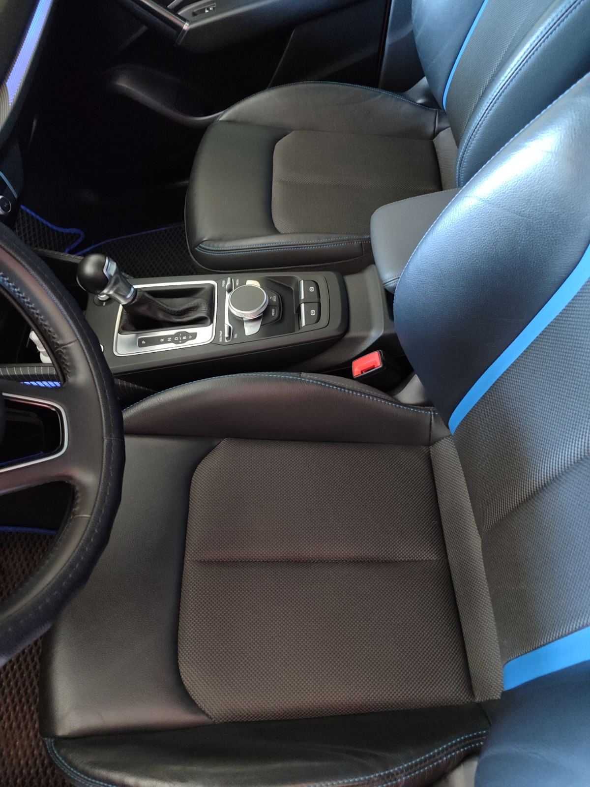 Audi Q2L e-tron 2021