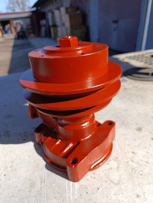 Насос водяной (помпа) ЮМЗ Д65 (Д11-С12)