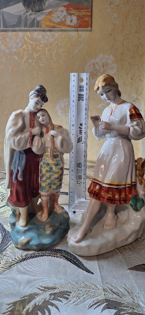 Фарфові та керамічні вироби.