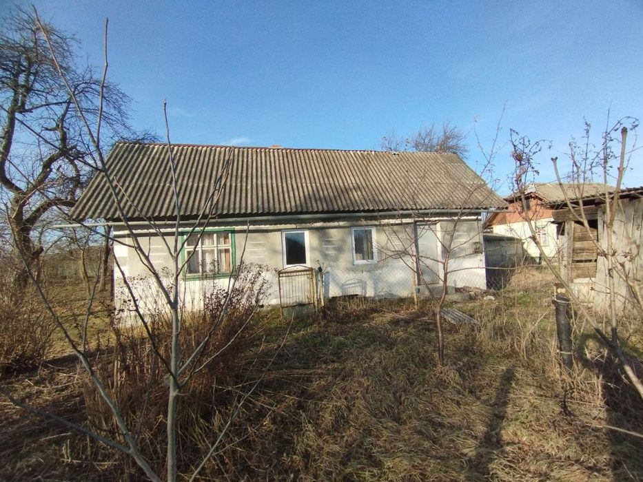 Продаю хату недорого, терміново