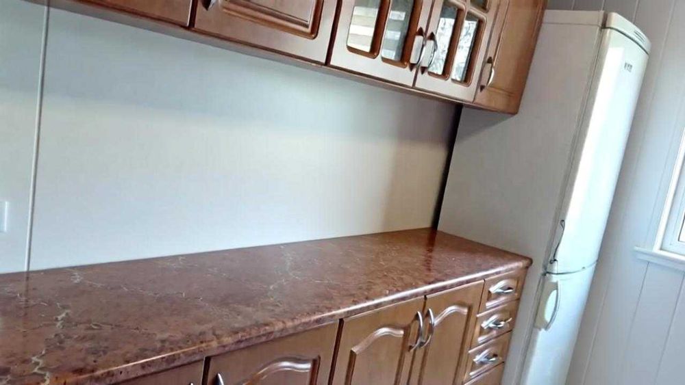 Zabudowa kuchenna meble + blat + oświetlenie + zlewozmywak