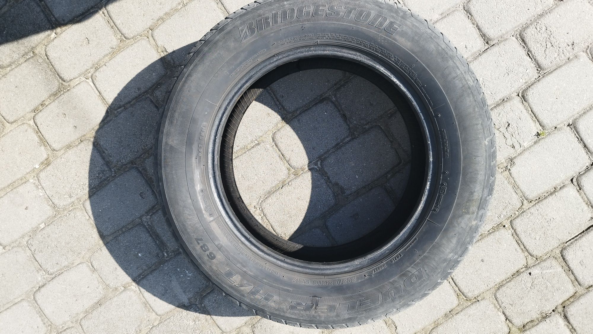 Шини Bridgestone 215/65R16 98V стан б/у