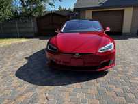 Tesla model S 90D