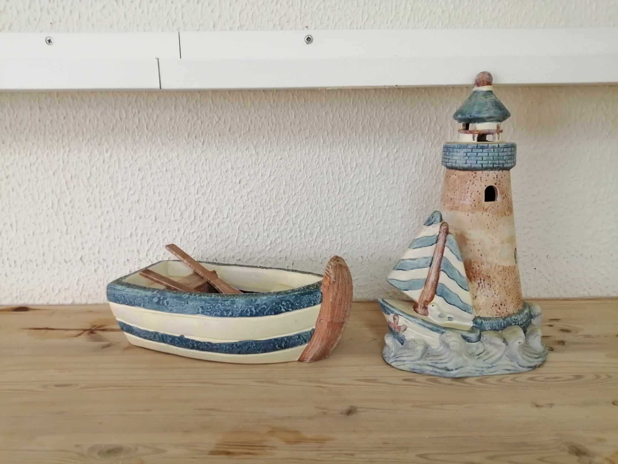 Farol e Barco em Cerâmica - Figuras Decorativas - NOVO