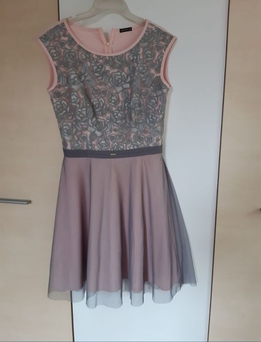 Zwiewna sukienka na wesele