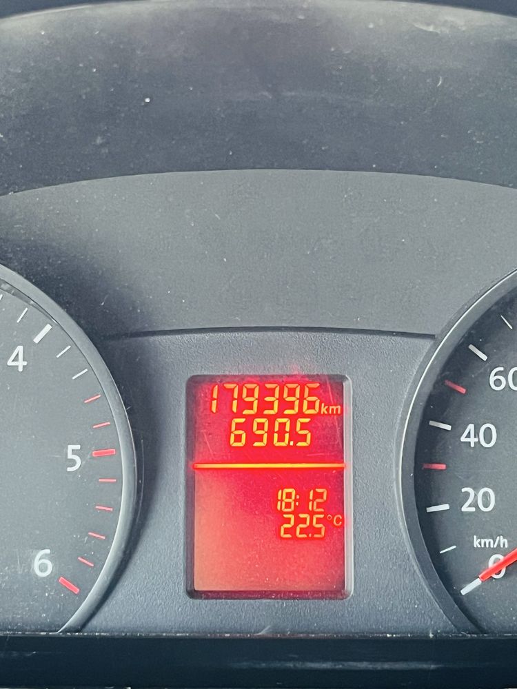 Volkswagen Crafter 2012