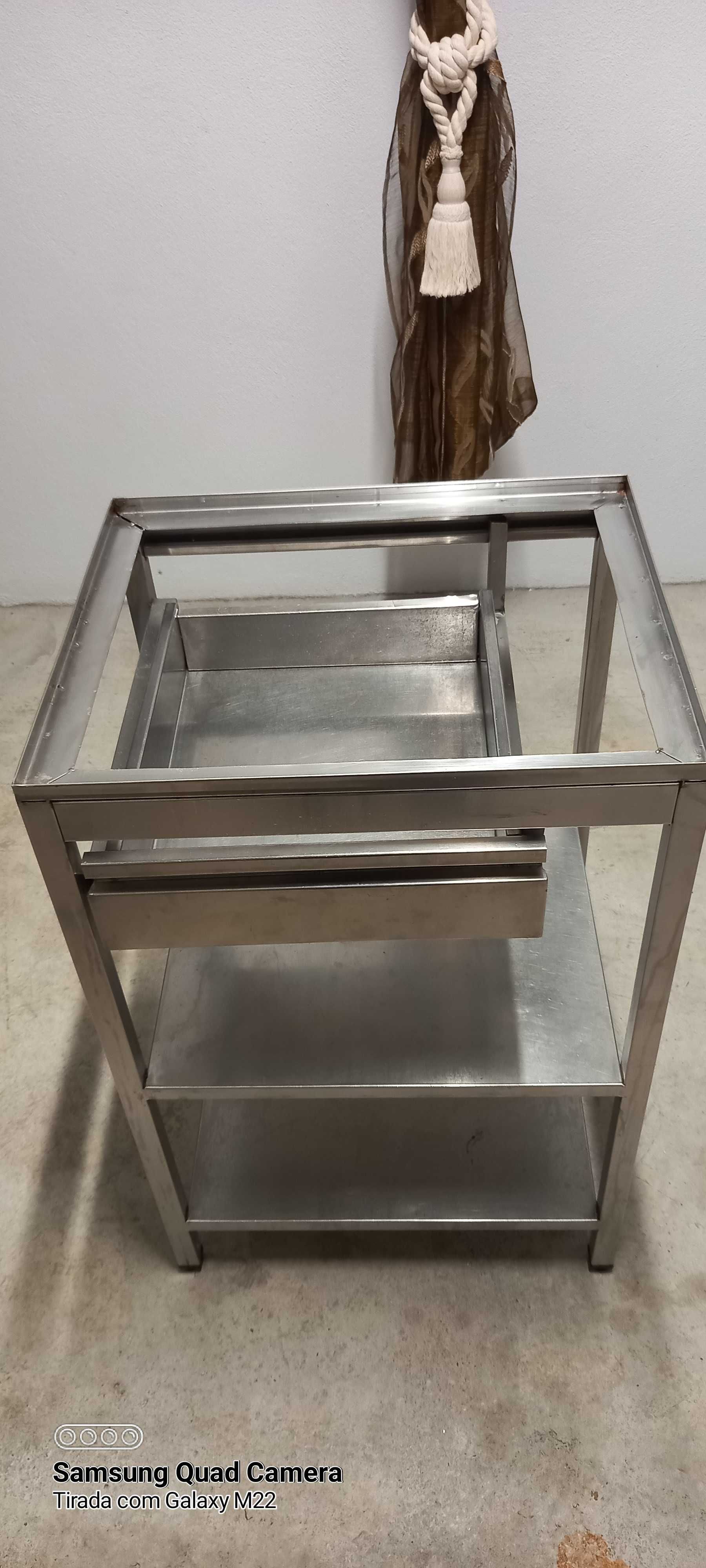 Bancada Inox - 62x52x94 cm