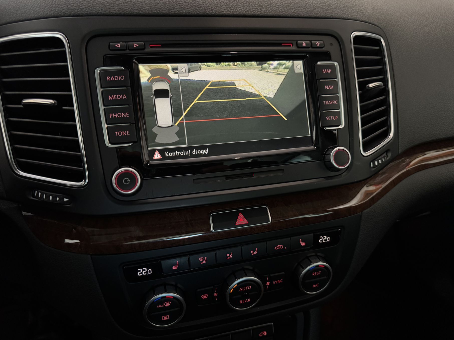 Volkswagen Sharan Business Premium 6-Osób\ DynAudio Contour\Pakiet elektryczny\TOP