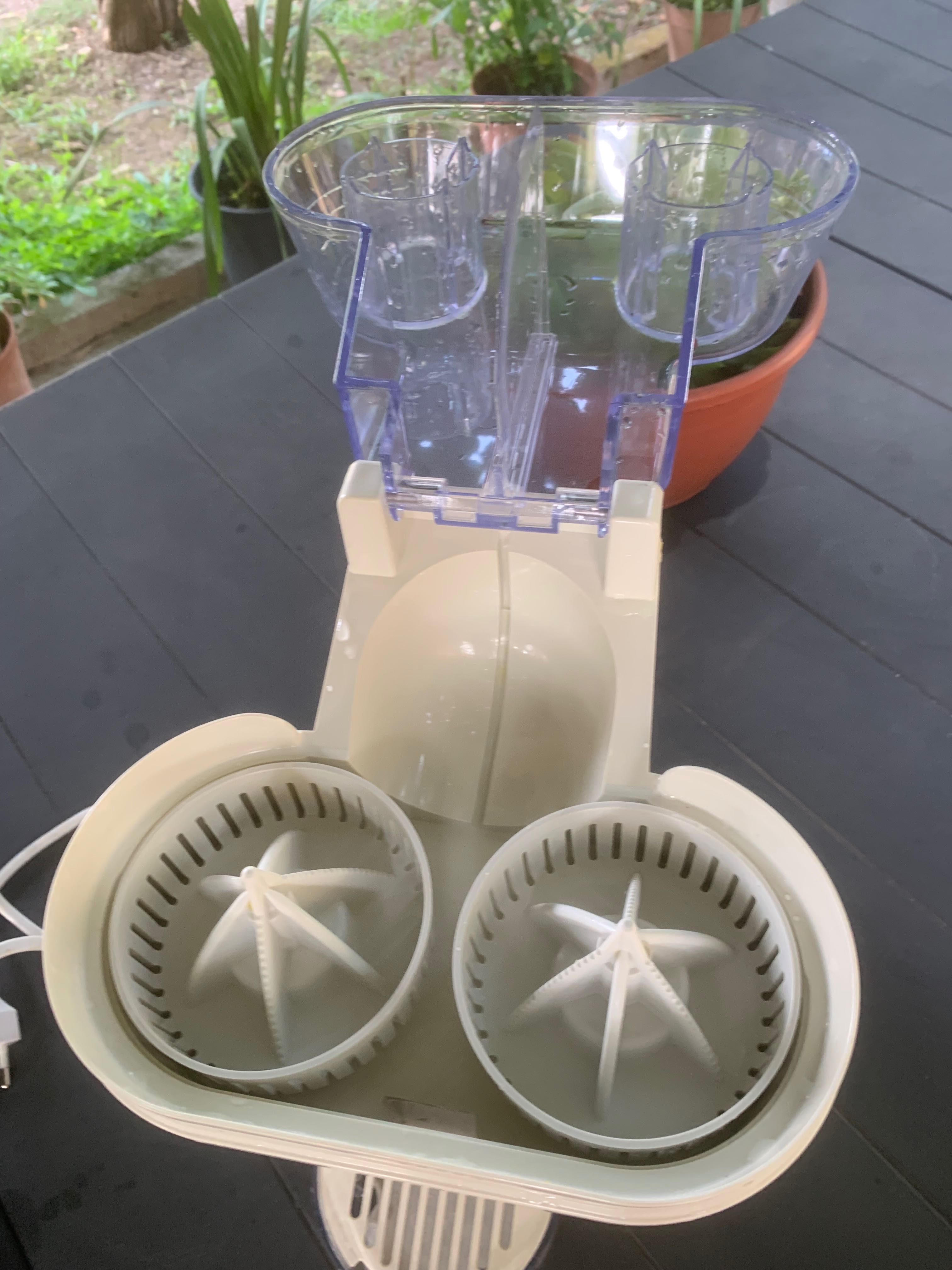 Vendo espremedor de citrinos elétrico dupla cabeça.