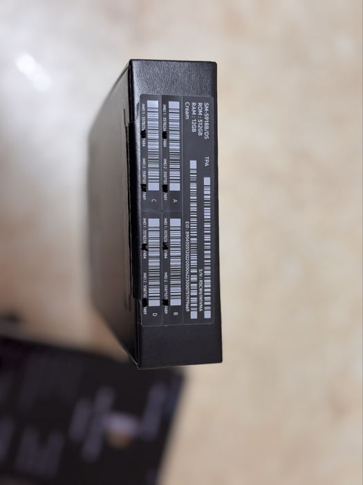 Продам Samsung Galaxy S23 Ultra 12/512GB 2Сім Європа!