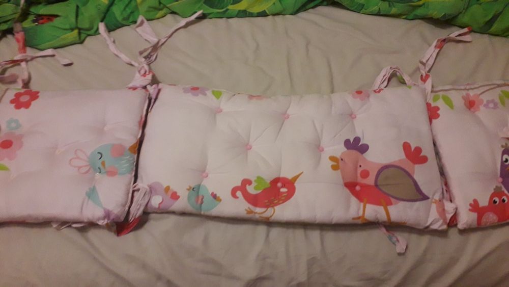 Бортики (защита) на кроватку geoby или другую любую