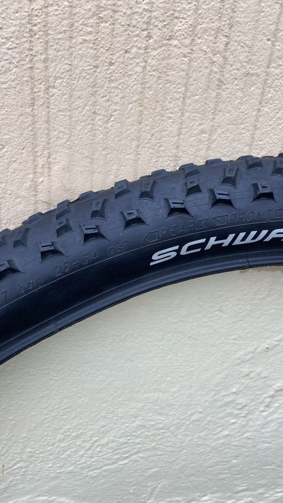 Sprzedam oponę rowerową Schwalbe plus dętka