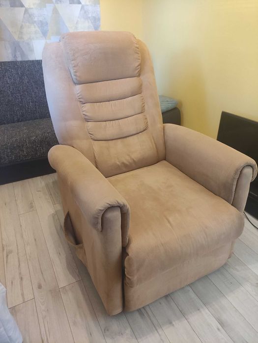 Fotel rozkładany na pilota