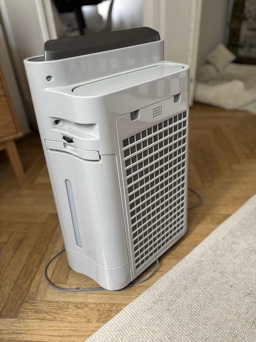 Oczyszczacz powietrza i nawilżacz Sharp UA-HD50E-L