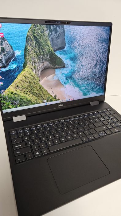 Dell Precision 7670 i7 12-gen 32 GB 512ssd  RTX A2000 16"