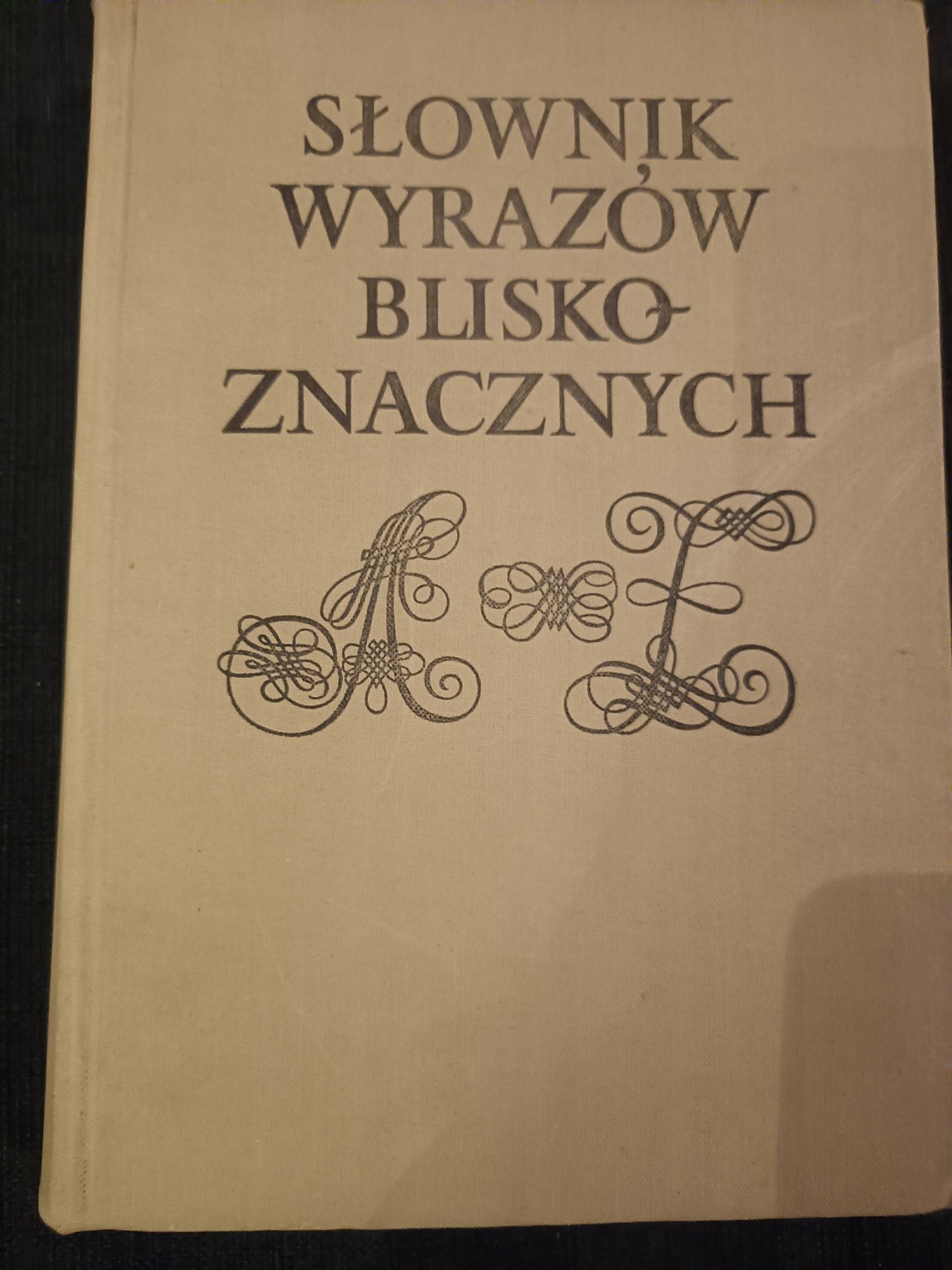 Słownik wyrazów bliskoznacznych