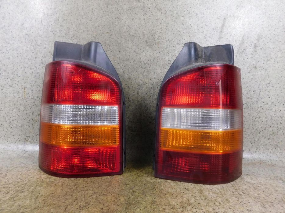 Lampa Lampy Tyłlewa Prawa Vw Transpoter T5 1.9 Tdi 2003-2009