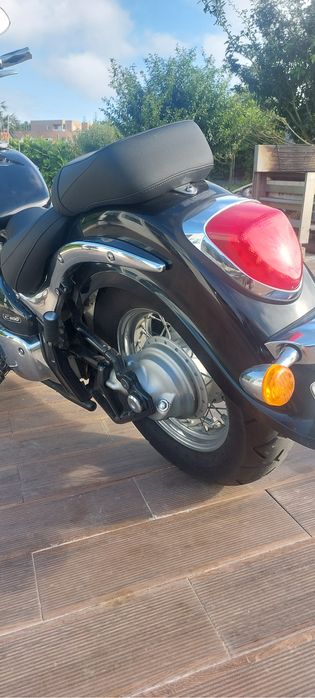 Suzuki C800 intruder