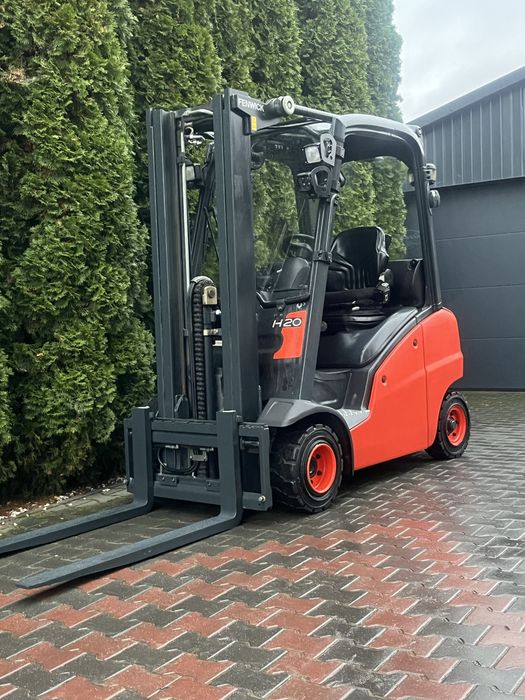 Wózek widlowy Linde H20 gazowy triplex tylko 4400 godzin pol kabina
