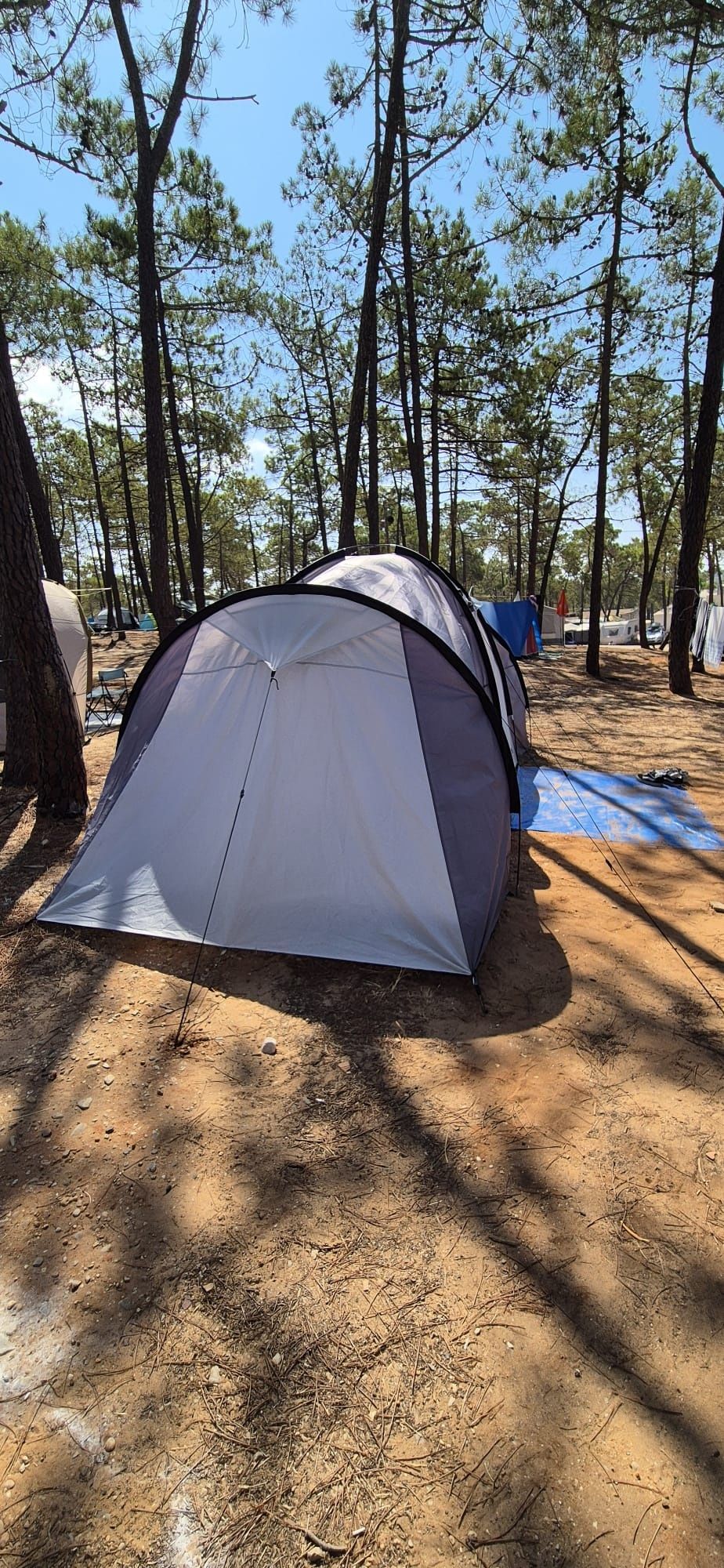 Tenda de Campismo 4 a 6 pessoas
