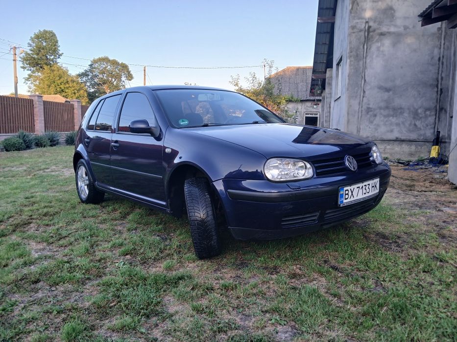 Гольф 4 2001року