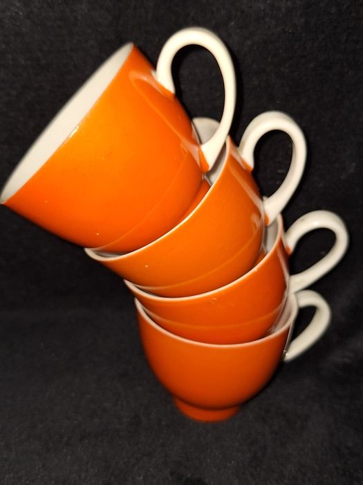 Kolekcja PRL stara mała filizanka x 4 porcelana Ćmielów