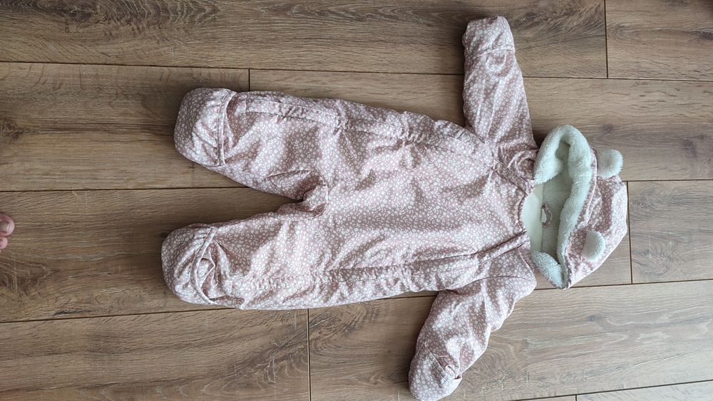 Kombinezon dziewczęcy rozm. 68