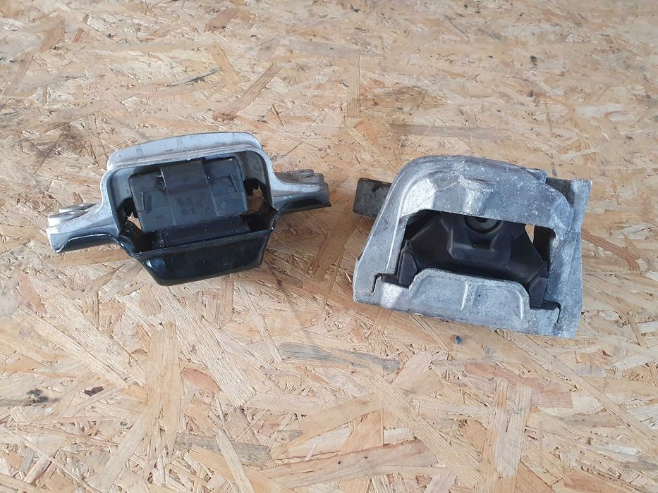 Poduszka łapa skrzyni silnika Vw Golf 5 V 1.9 tdi 04 r BRU GQQ komplet