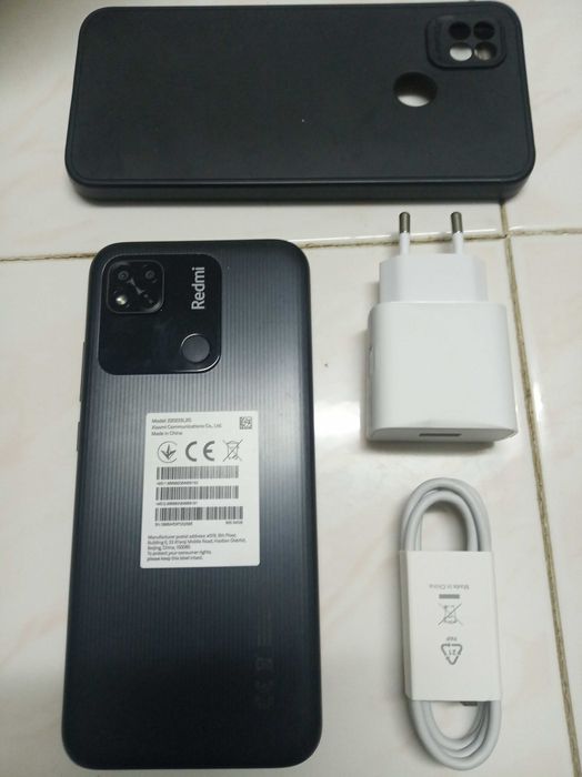 Telemóvel Xiaomi Redmi 10A  como novo desbloqueado 3GB por 64Gb