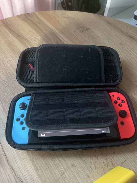 Nintendo Switch 1 v2 + 3 gry + Ringfit