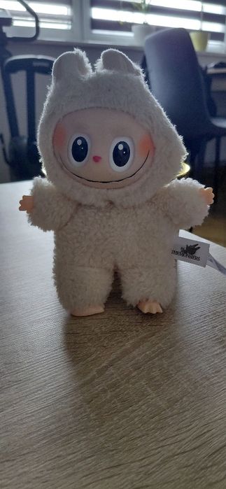 Maskotka  beżowa Labubu