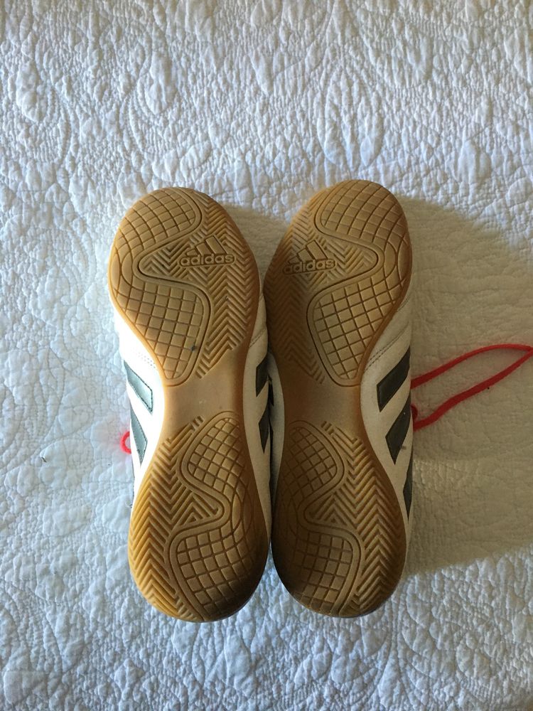 Sapatilhas Adidas futsal