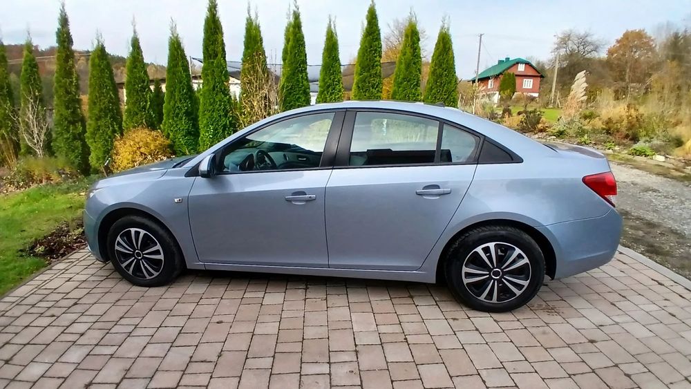Chevrolet Cruze 1,6 benzyna