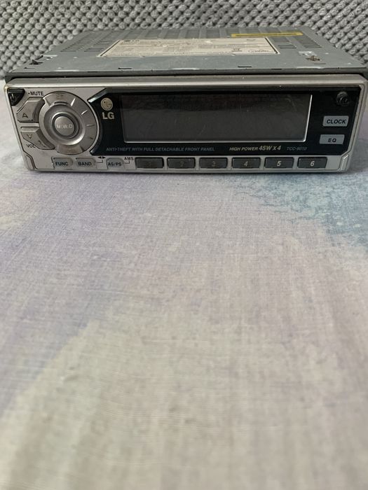 Продам магнитолу LG TCC-9010