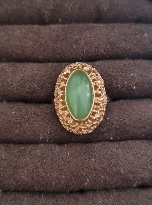 Pierścionek złoty z nefrytem pr.583