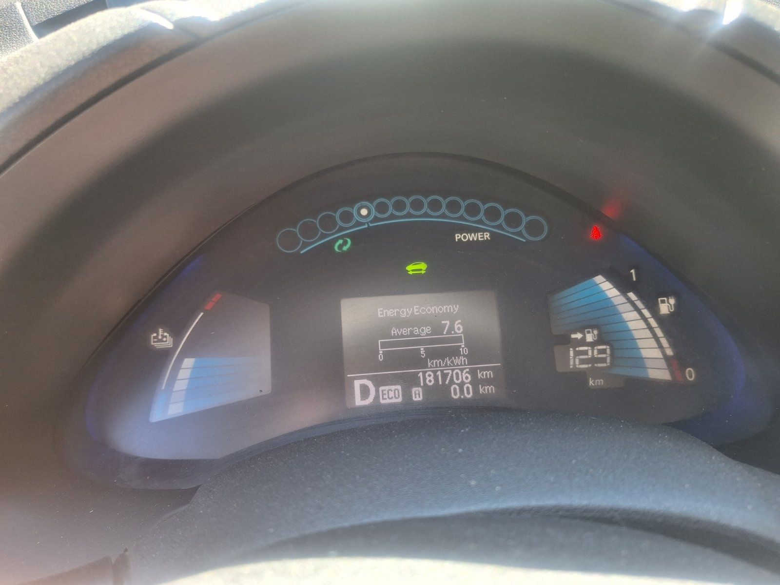 Продам Nissan Leaf  2014 года