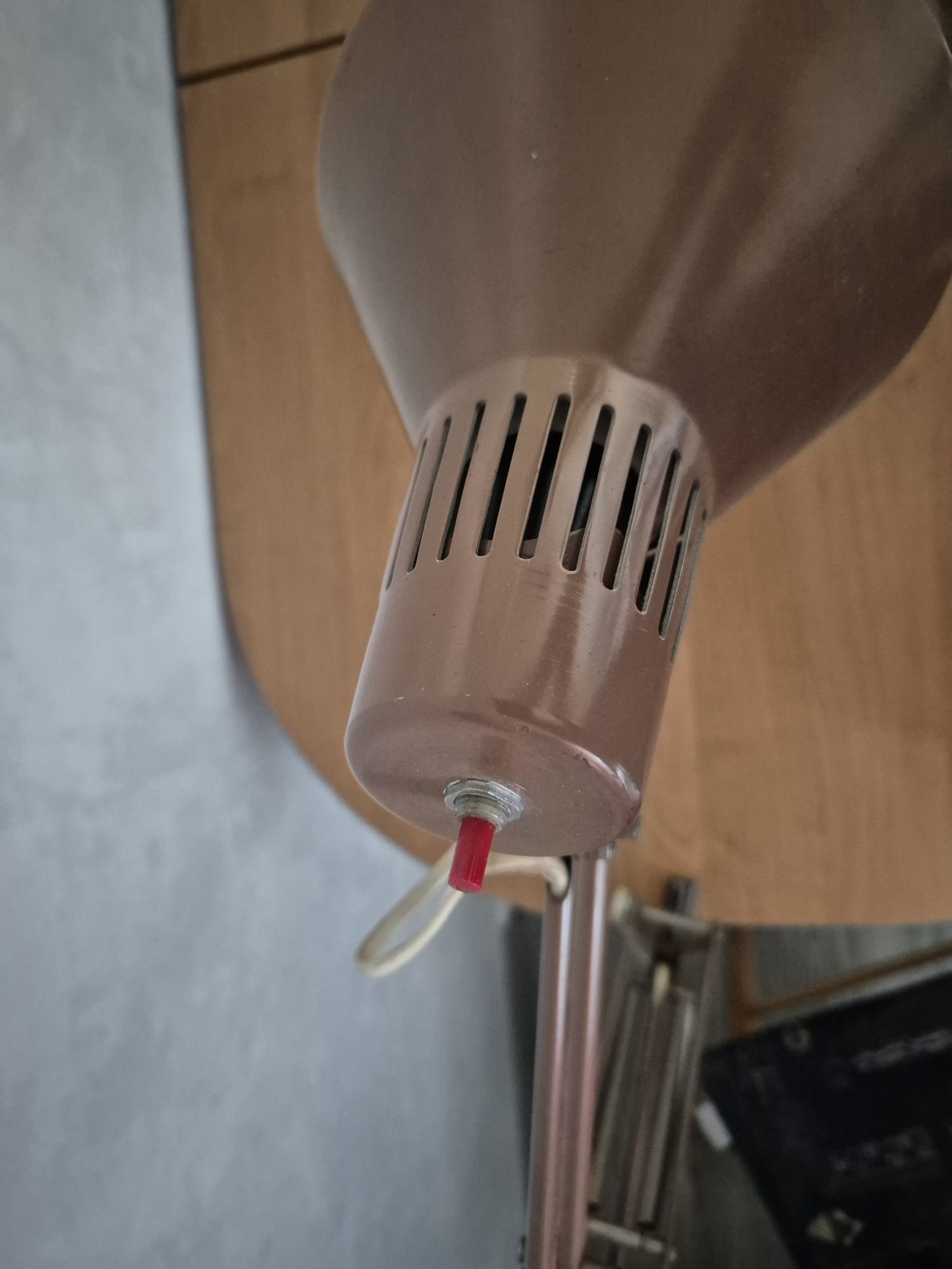 Lampa kreślarska do prac precyzyjnych regulowana duża