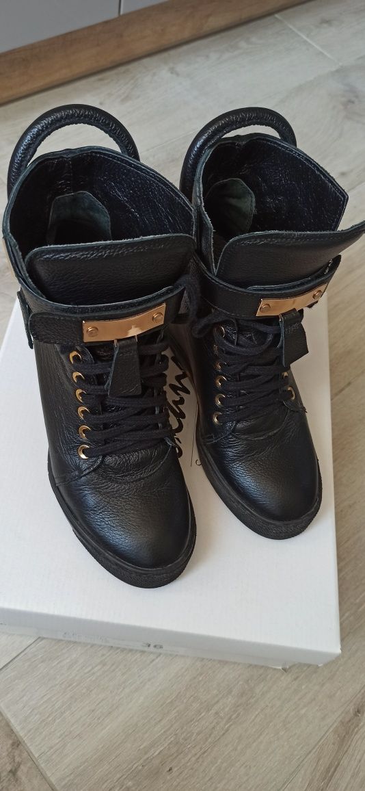 Buty Sneakersy R. Polański w rozmiar 36 jak nowe