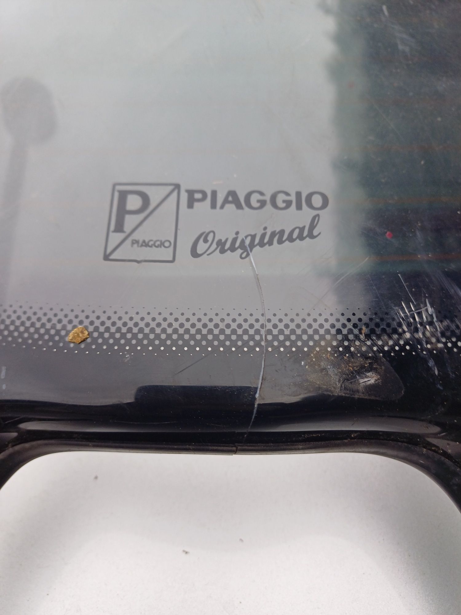 Deflektor motocyklowy do piaggio