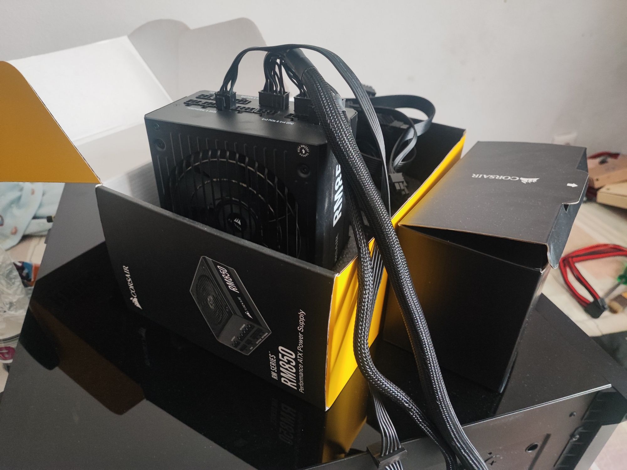 Fonte Corsair RM850