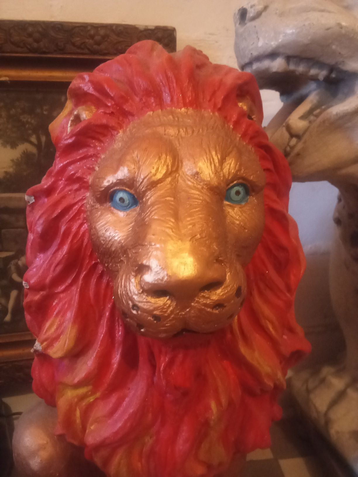 Figura ogrodowa lew