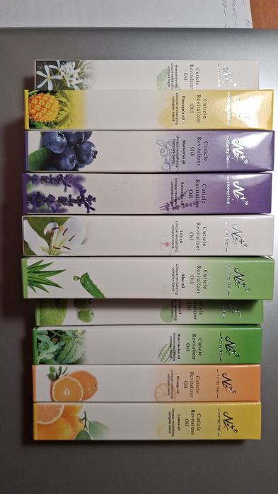 Олія-олівець для кутикули та нігтів