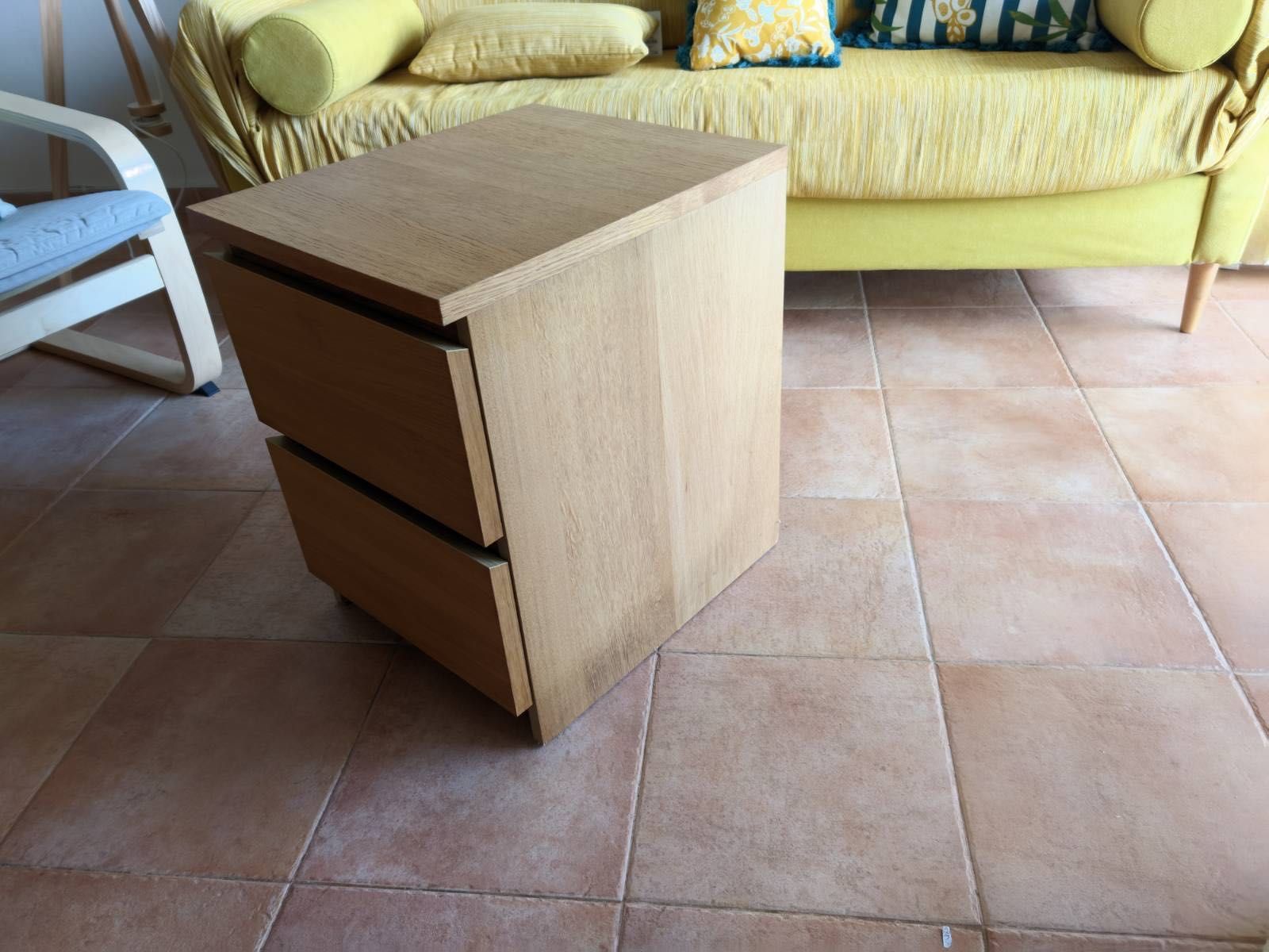 Mesa de cabeceira
