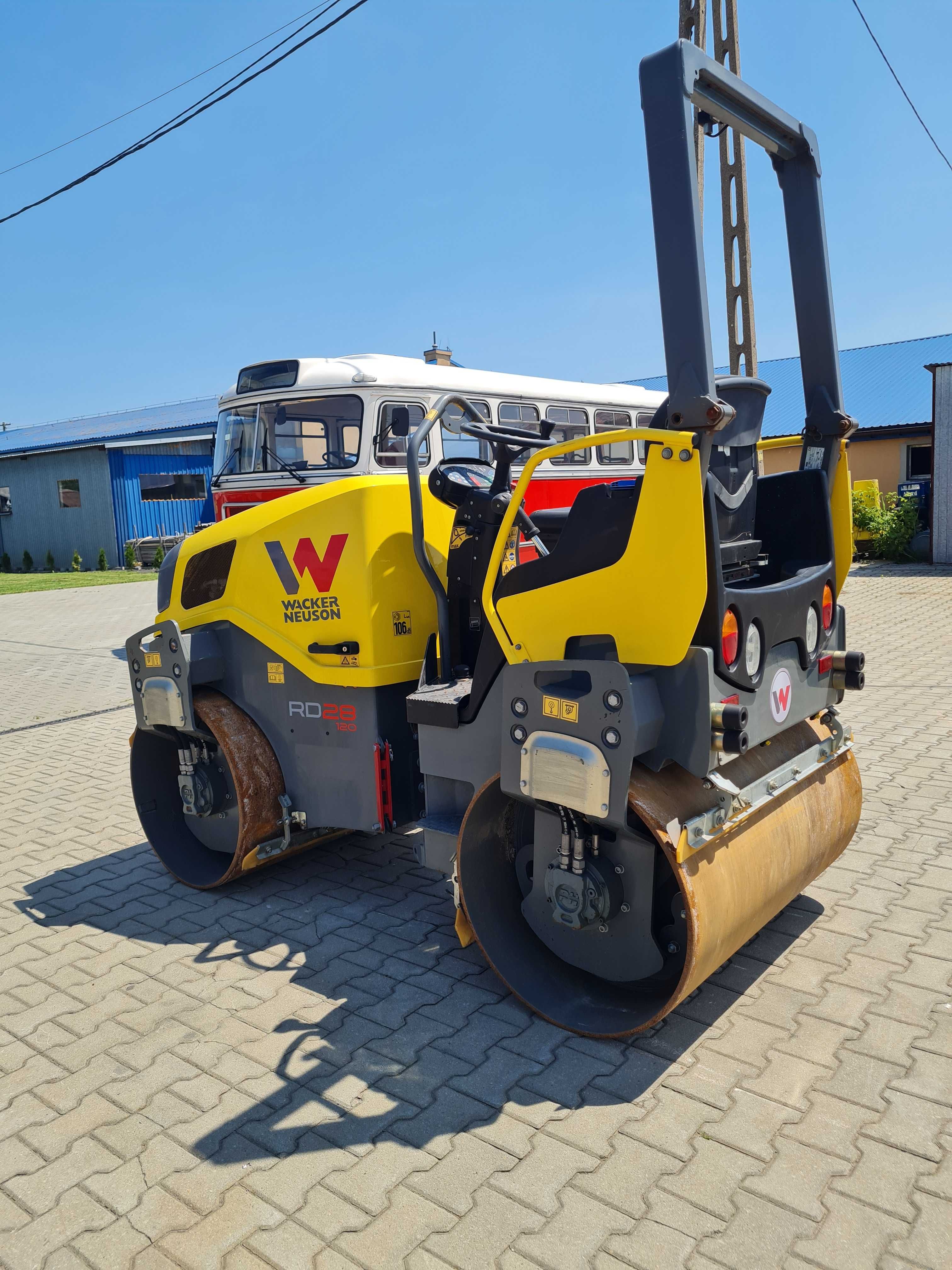 Walec samojezdny bębnowy Wacker Neuson RD28-120 rok prod 2019