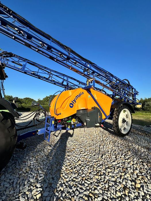 Caruelle Olimpia  Opryskiwacz Ciągany Piękny Caruela Berthoud Tecnoma Lemken Hardi