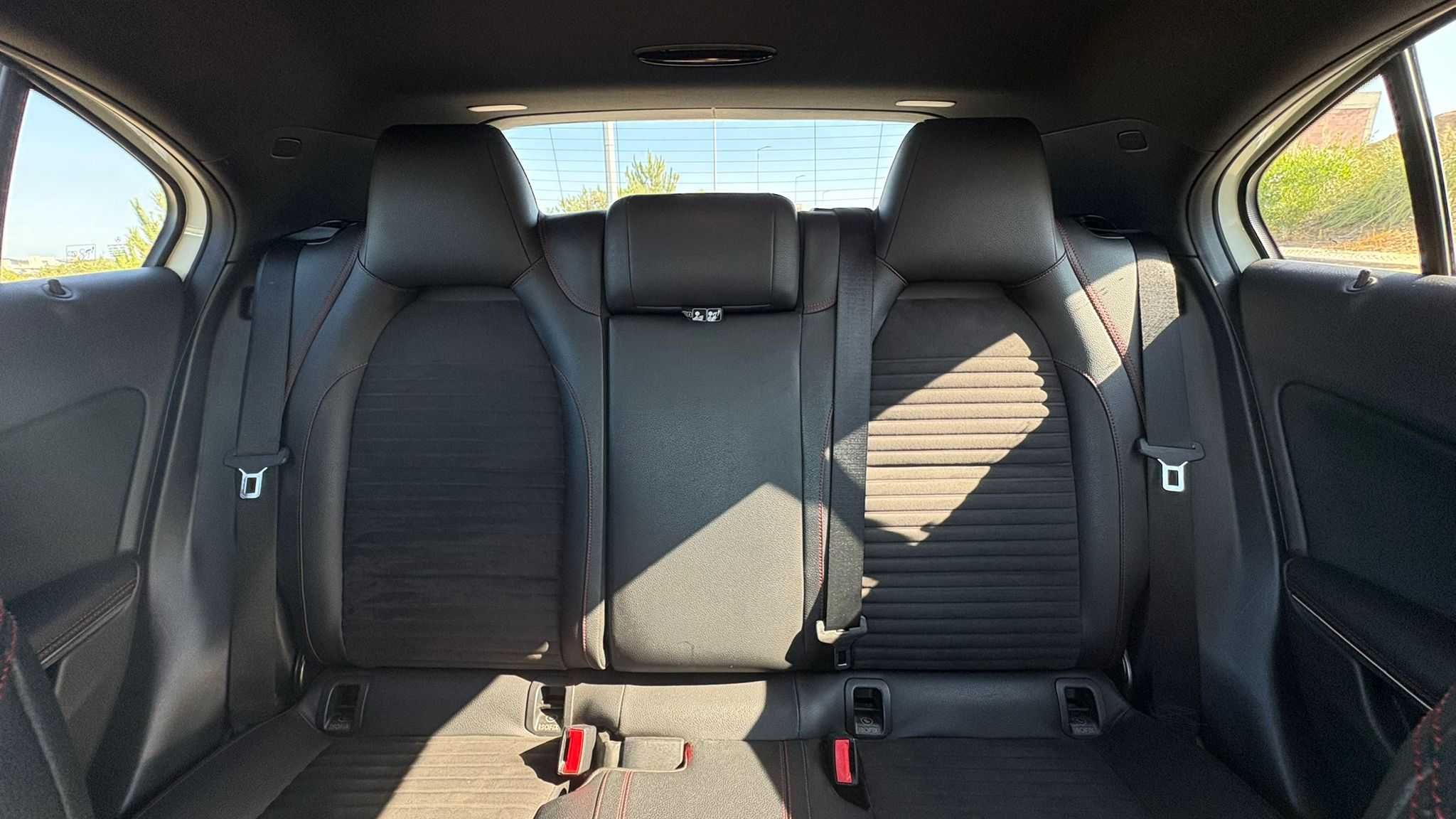 Mercedes-Benz Classe A 180 d AMG Line