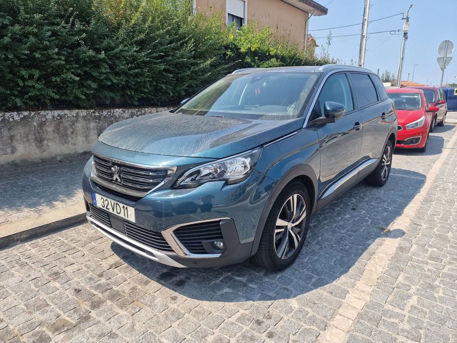 Peugeot 5008 1.5 BlueHDi Allure