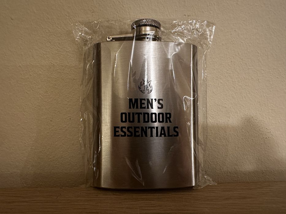 Outdoor Essentials piersiówka ze stali nierdzewnej