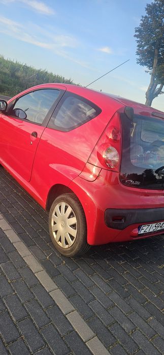 Peugeot 107, bardzo zadbany z małym przebiegiem